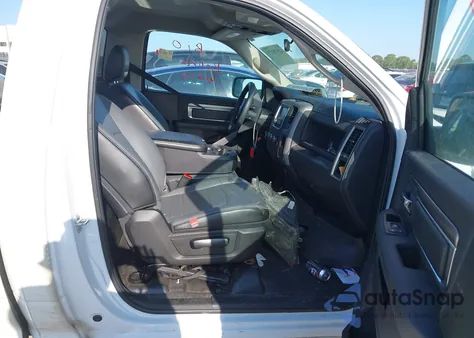 2023 Ram 1500 Classic Tradesman 4X2 8' Box из США, поврежденный, VIN 3C6JR6DG3PG540976